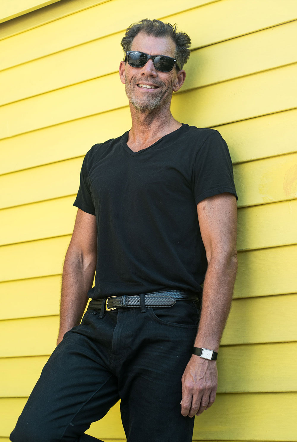 tom-yellowbg-tall2